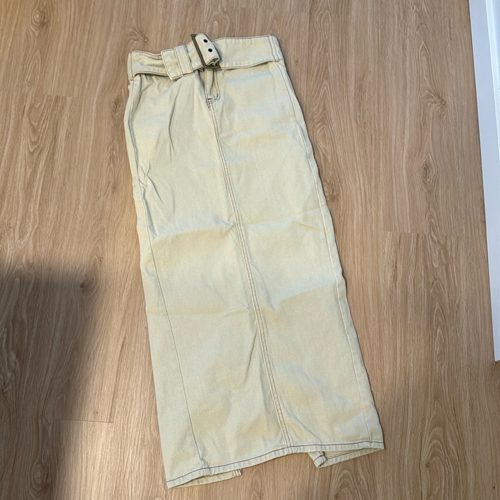Lioness skirt